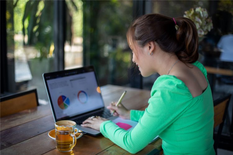 How To Get Testimonials That Drive Sales