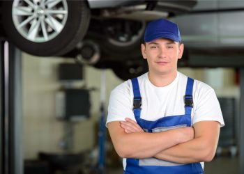 How To Find The Best 4 Post Car Hoist Installation Company