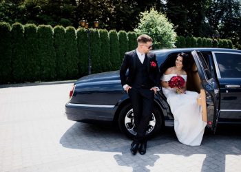 Select The Best Wedding Car Service