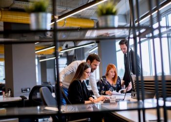 10 amazing team communication tools that will help you to boost collaboration and productivity