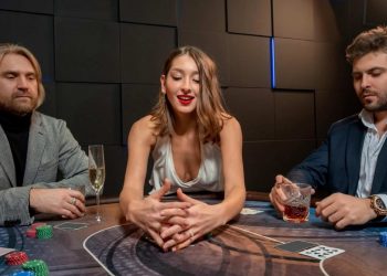 How to Host a Good Poker Party