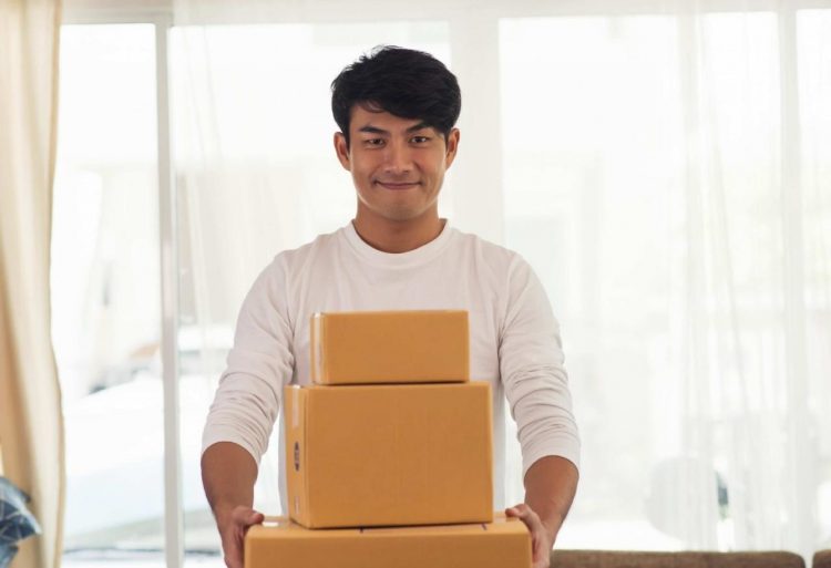 Which is Better for Your Business: Same-day courier or next-day delivery?