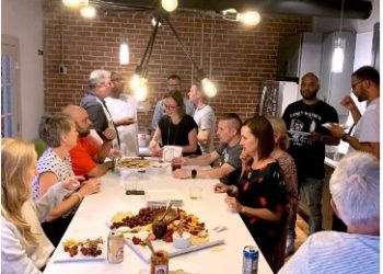 7 Reasons Why You Should Be Considering Coworking Spaces for Your Business