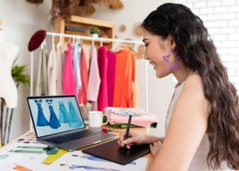 Be The Fashionable You In 5 Steps!