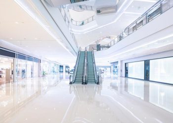 Maintaining polished concrete floor: what you need and how to do it