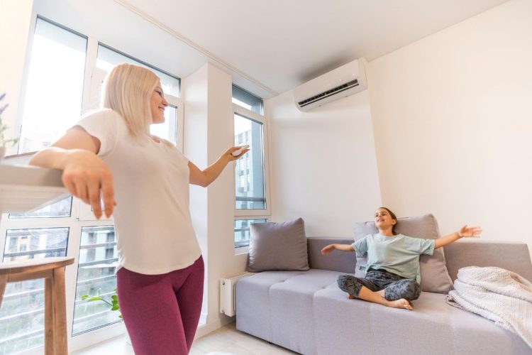 Cooling Fans vs Air Conditioners: Which is Better for Your Office?