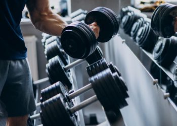 Seniors and Strength Training: How to Keep Aging at Bay