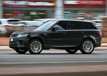 The Range Rover 2023 is a luxurious beast