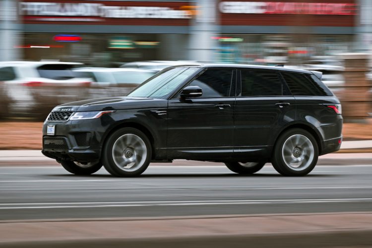 The Range Rover 2023 is a luxurious beast