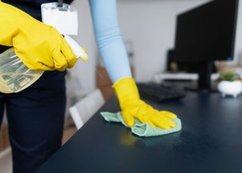 The Benefits of Commercial Cleaning Services for your Workplace