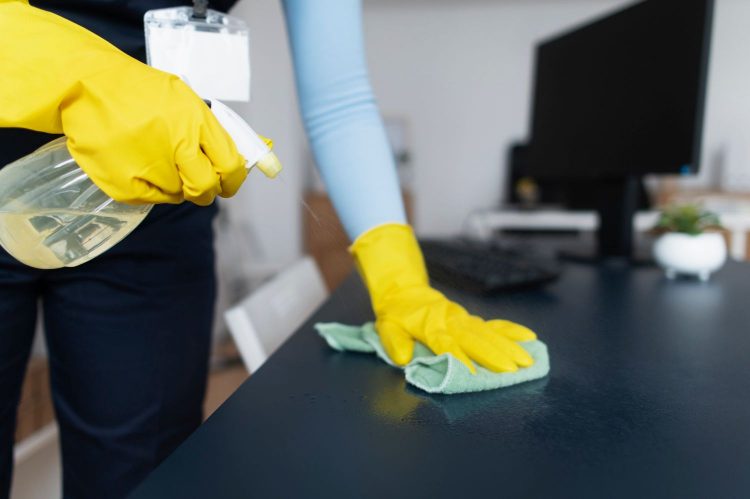 The Benefits of Commercial Cleaning Services for your Workplace