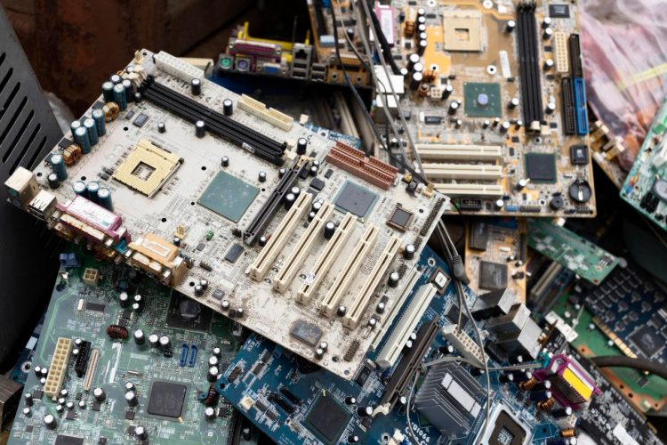 Exploring the Benefits of Ewaste Recycling