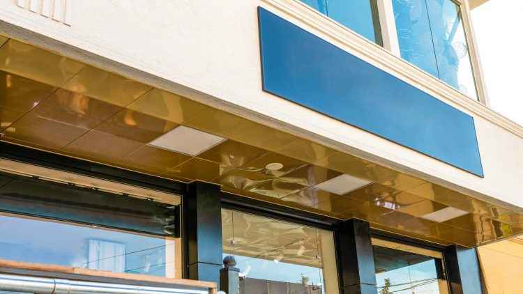 Commercial glazing trends for 2023