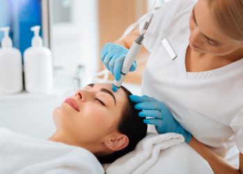 The Role of Antioxidants in Skin Rejuvenation