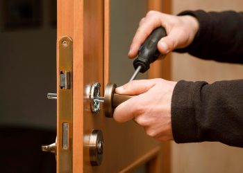 The Importance of Hiring a Licensed Locksmith