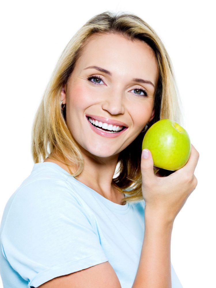 Proper nutrition and the natural way to have healthy gums and teeth