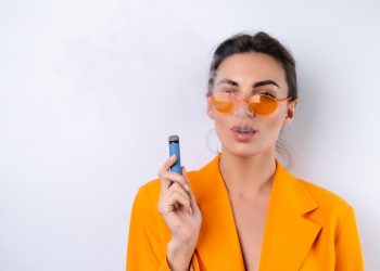 The Benefits of Disposable Vapes for People with Dental Problems