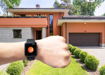 Experience Convenience and Control with Remootio 3: The Ultimate Gate and Garage Door Opener
