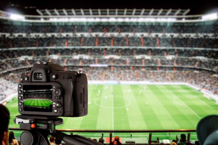 How to live stream football for free with 8xscore.com