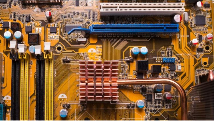 Ceramic PCB and Substrate:Alumina PCB,Aluminum Nitride Base,Copper Clad