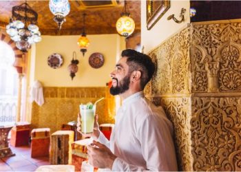 From Sand to Splendor: Exploring Traditional Arabic Influences in Dubai Home Design