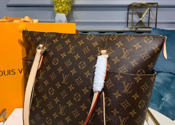 Selling Louis Vuitton replicas