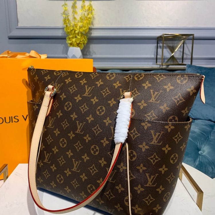 Selling Louis Vuitton replicas