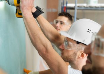 Tile Repair: DIY or Hire a Professional?