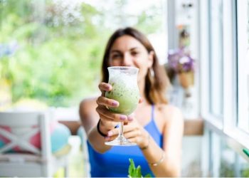 Matcha – Der grüne Elixier und seine faszinierenden Tools