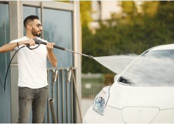 The Benefits of Commercial Pressure Washing