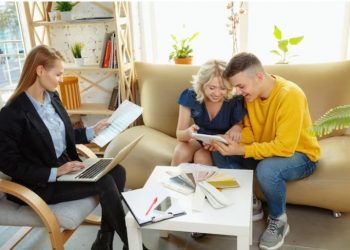 The Benefits of Hiring a Local Remodeling Company