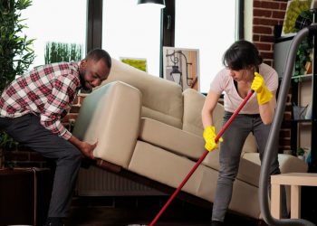 Best Fabric Sofa Cleaning Services in Dublin: Choose the Right Professionals