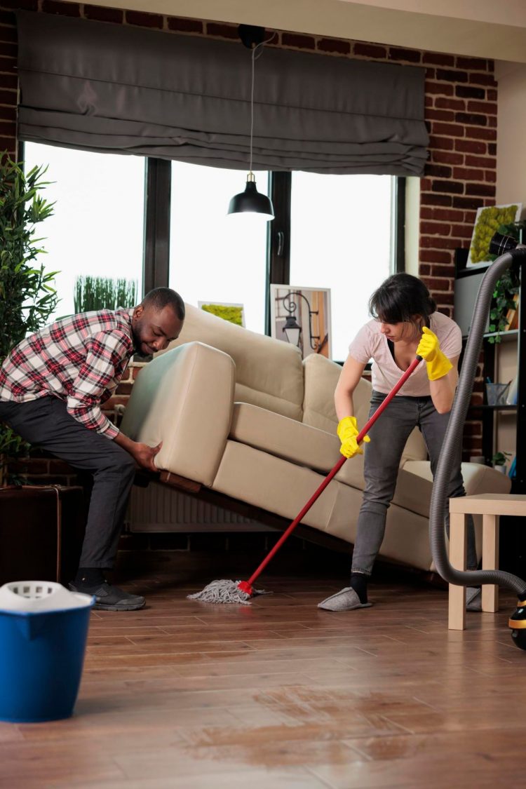 Best Fabric Sofa Cleaning Services in Dublin: Choose the Right Professionals