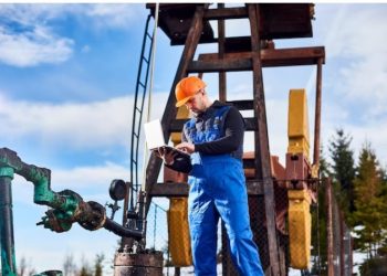 What is Hot Tapping in the UK?