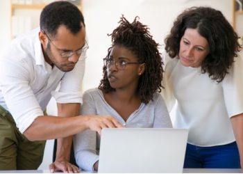 Choosing the Right OKR Software for Your Startup: Key Considerations