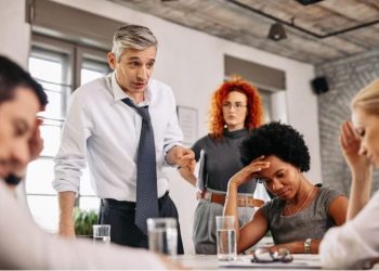 Unmasking the Reluctance: Why Small Business Owners Hesitate to Ask for Help and How Interact One Can Make a Difference