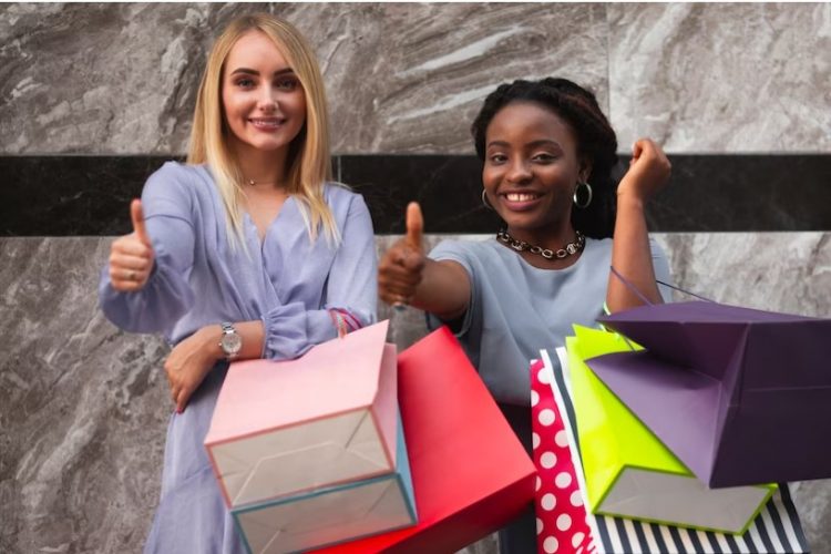 Packaging in the Digital Age: Adapting to Online Shopping and Social Media Influence