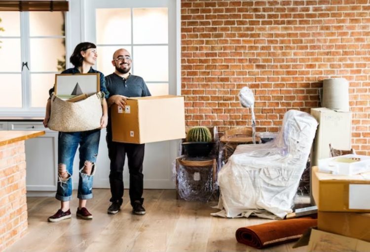 Moving to Tucson During the Holidays. Strategies for a Festive Relocation