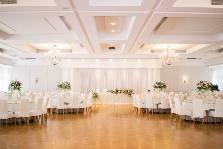 Tips To Pick an Ideal Wedding Venue for Your Dream Wedding