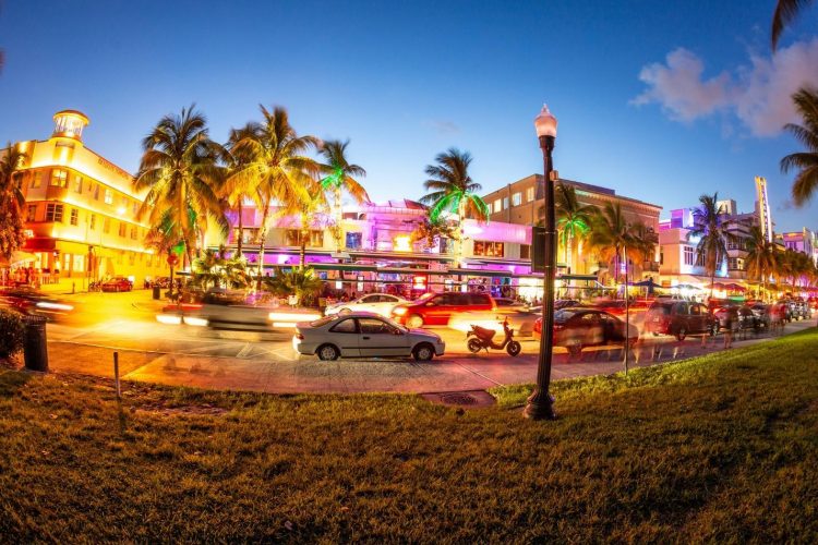 Miami Car Shipping: What’s Involved?