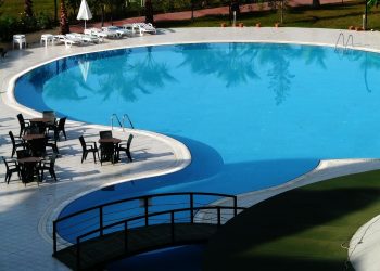 The Importance of Pool Resurfacing in West Palm Beach with Poolside Renos