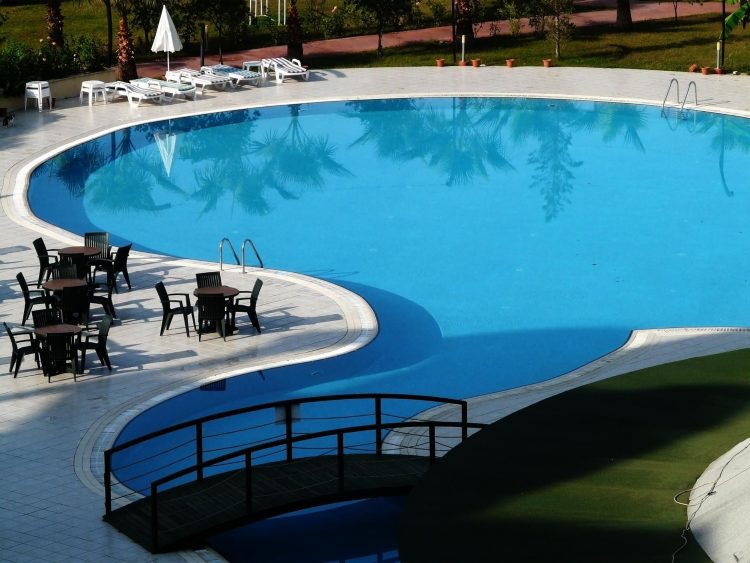 The Importance of Pool Resurfacing in West Palm Beach with Poolside Renos