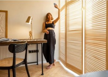 Unveiling the Elegance of Motorized Shades in Home Decor