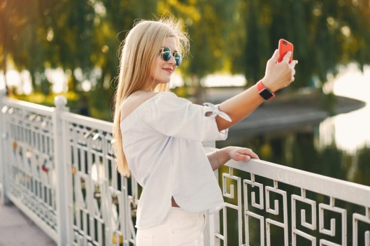 Lavish Valley: Elevating Style and Protection with Exclusive Phone Cases