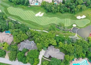 Patrick Mahomes: A Tech-Forward Move in Kansas City’s Elite Loch Lloyd Neighborhood