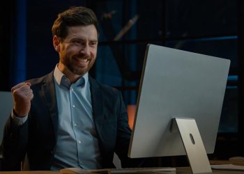 Unlocking Higher Profits: How the Right Software Can Skyrocket Your Closing Rates