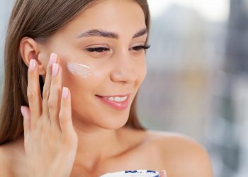 The Ultimate Guide to Numbing Creams: Types, Uses, and Applications