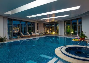 Choosing a Pool Style in Michigan