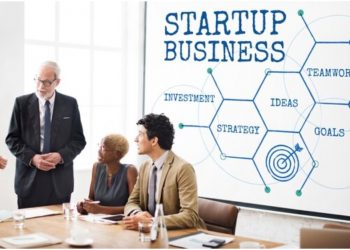 THE ENTREPRENEURIAL EXPEDITION: ESSENTIAL ASSUMPTIONS FOR STARTUP SUCCESS