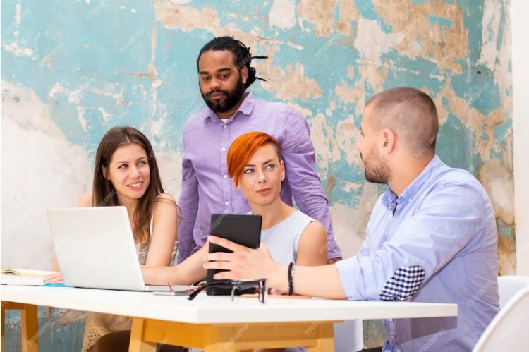 What are the Benefits of Hiring a Marketing Agency?